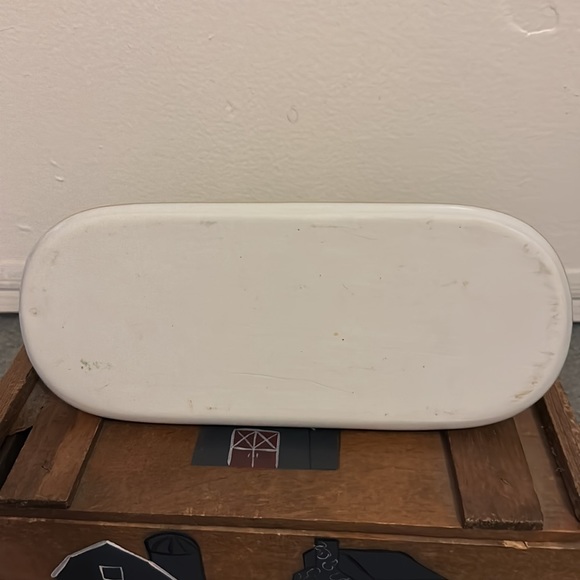 Unique Porcelain Treasurers Lattice Look Butter Dish w/Lid & Handle White & Gold - Picture 4 of 7